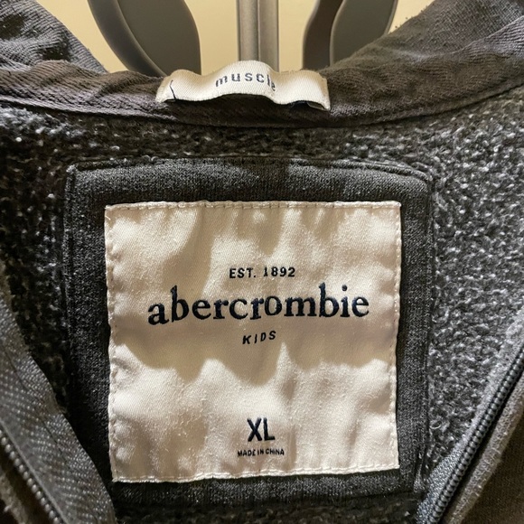 Abercrombie kids gray zipper jacket - Picture 4 of 4